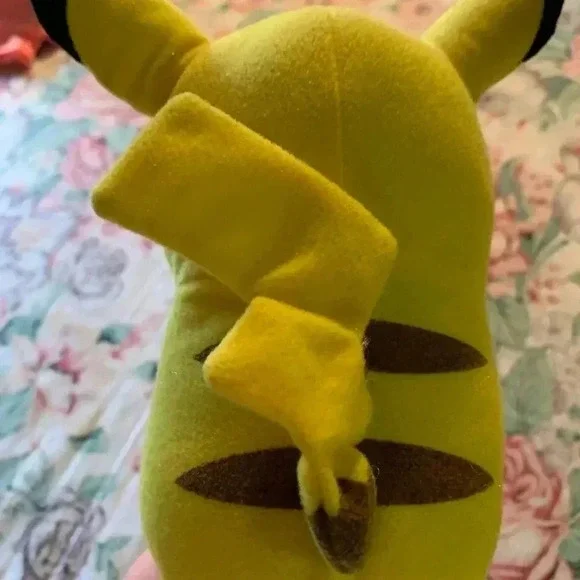 Pikachew Plush Toy - Picture 5 of 11